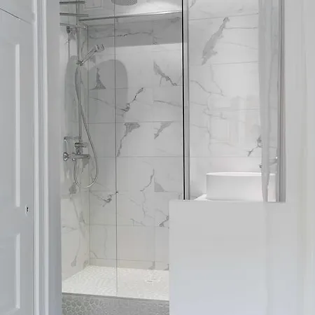Easyhomes Viiskulma Apartment *